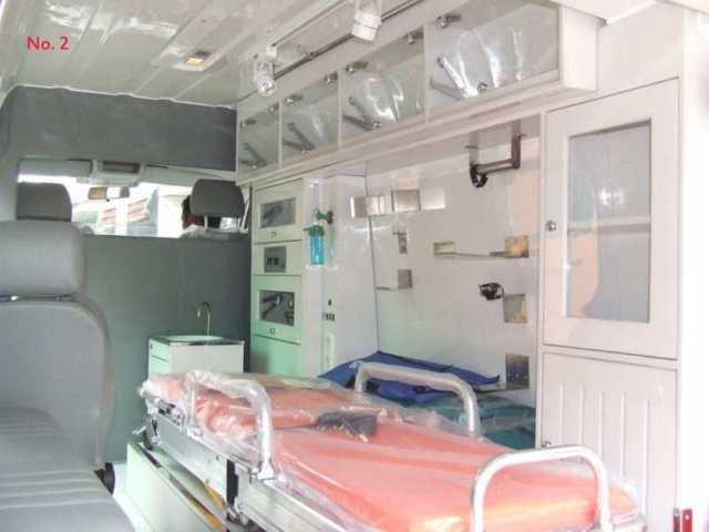 b-interior-ambulance res
