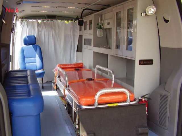 f-interior-ambulance res